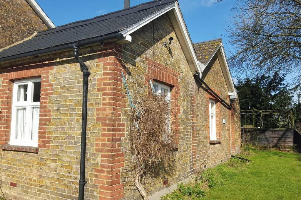 Converted Bungalow In Bexley Londra Exterior foto